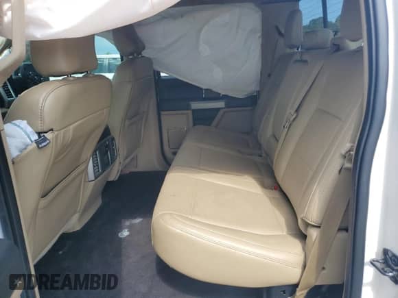 2016 Ford F-150 Lariat z VIN 1FTEW1CG8GFB40663, wystawiony jako Copart lot #68252915 z przebiegiem 92 302 mil mil oraz Szkoda całkowita • Salvage title. Historia ofert i sprzedaży dostępna na DreamBid. Obrazek 10.