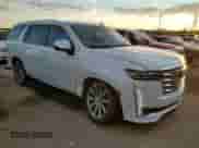 2021 Cadillac Escalade Premium Luxury Platinum с VIN 1GYS4DKL6MR228446, выставлен на аукционе Copart как лот 73197234 с пробегом 22 103 миль миль и Списание • Salvage title. История ставок и продаж доступна на DreamBid. Изображение 4.