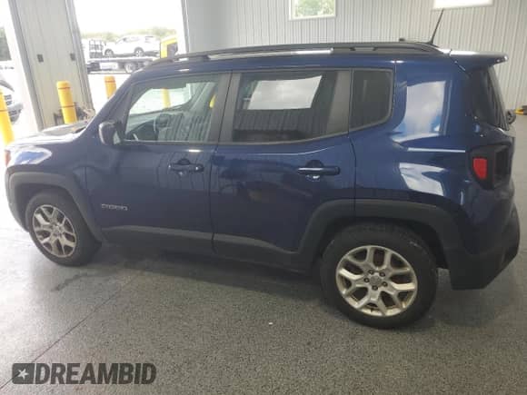 2018 Jeep Renegade Latitude with VIN ZACCJABB6JPJ70516, listed as a Copart auction lot 70168875 with 99,100 mi miles and Clean title. Bid and sale history available at DreamBid. Image 2.