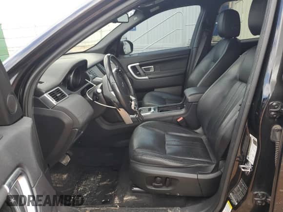 2017 Land Rover Discovery Sport HSE z VIN SALCR2BG9HH717107, wystawiony jako Copart lot #70843315 z przebiegiem 92 820 mil mil oraz Szkoda całkowita • Salvage title. Historia ofert i sprzedaży dostępna na DreamBid. Obrazek 7.