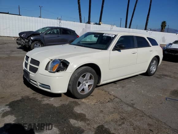 2005 Dodge Magnum SE с VIN 2D4FV48V05H153020, выставлен на аукционе Copart как лот 80789114 с пробегом 204 180 миль миль и Списание • Salvage title. История ставок и продаж доступна на DreamBid. Изображение 1.