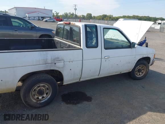 1995 Nissan Frontier XE с VIN 1N6SD16S8SC358098, выставлен на аукционе IAAI как лот 43205655 с пробегом 169 379 миль миль и . История ставок и продаж доступна на DreamBid. Изображение 13.