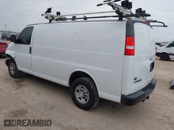 2021 Chevrolet City Express Cargo с VIN 1GCZGGF75M1221027, выставлен на аукционе IAAI как лот 41513627 с пробегом 48 617 миль миль и . История ставок и продаж доступна на DreamBid. Изображение 3.