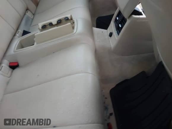 2015 BMW 4 Series 428i xDrive с VIN WBA3T1C58FP820664, выставлен на аукционе IAAI как лот 41846954 с пробегом 78 013 миль миль и . История ставок и продаж доступна на DreamBid. Изображение 8.