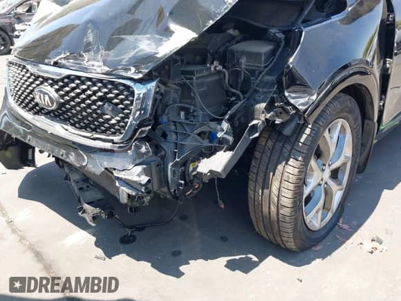 2016 Kia Sorento SXL with VIN 5XYPK4A53GG033928, listed as a IAAI auction lot 42639686 with 42,454 mi miles and . Bid and sale history available at DreamBid. Image 22.