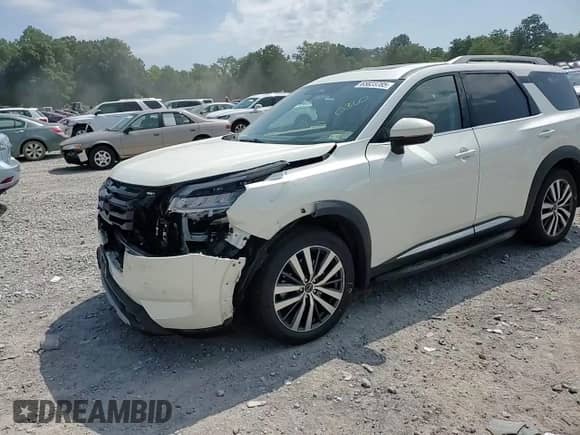 2022 Nissan Pathfinder Platinum with VIN 5N1DR3DK4NC266353, listed as a Copart auction lot 65823785 with 87,558 mi miles and Salvage title. Bid and sale history available at DreamBid. Image 14.