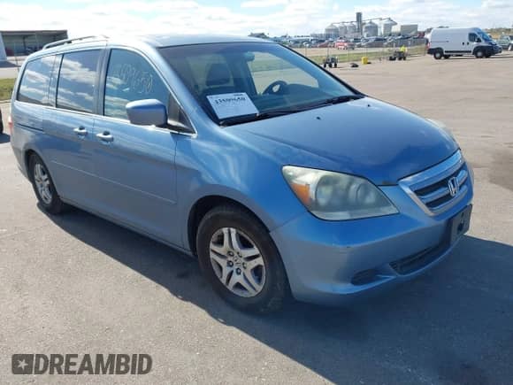 2007 Honda Odyssey EX-L z VIN 5FNRL38627B084505, wystawiony jako IAAI lot #43509650 z przebiegiem 236 223 mil mil oraz . Historia ofert i sprzedaży dostępna na DreamBid. Obrazek 1.