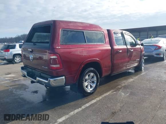 2020 Ram 1500 Laramie с VIN 1C6SRFDT2LN138529, выставлен на аукционе IAAI как лот 41884919 с пробегом Не указан миль и . История ставок и продаж доступна на DreamBid. Изображение 4.