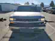 1999 Chevrolet Silverado 1500 LS z VIN 1GCEK19V8XE216342, wystawiony jako Copart lot #80629585 z przebiegiem 163 938 mil mil oraz Szkoda całkowita • Salvage title. Historia ofert i sprzedaży dostępna na DreamBid. Obrazek 5.