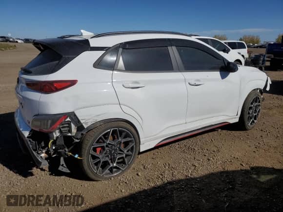 2023 Hyundai Kona с VIN KM8KH3AC3PU011357, выставлен на аукционе Copart как лот 84012955 с пробегом 39 639 миль миль и Списание • Salvage title. История ставок и продаж доступна на DreamBid. Изображение 3.