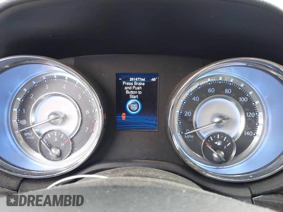 2013 Chrysler 300 с VIN 2C3CCAAG3DH575172, выставлен на аукционе IAAI как лот 43439773 с пробегом 261 477 миль миль и . История ставок и продаж доступна на DreamBid. Изображение 7.