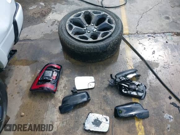 2021 Ram 1500 Limited с VIN 1C6RREHT4MN629771, выставлен на аукционе IAAI как лот 42397177 с пробегом 51 512 миль миль и . История ставок и продаж доступна на DreamBid. Изображение 12.