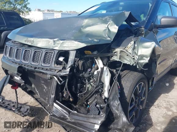 2019 Jeep Compass Trailhawk с VIN 3C4NJDDB9KT628649, выставлен на аукционе IAAI как лот 43457500 с пробегом 76 543 миль миль и . История ставок и продаж доступна на DreamBid. Изображение 6.