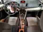 2013 Ford Fiesta S z VIN 3FADP4AJ2DM172521, wystawiony jako Copart lot #65070675 z przebiegiem 125 569 mil mil oraz Nie do naprawy • Non repairable. Historia ofert i sprzedaży dostępna na DreamBid. Obrazek 8.