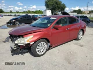 2015 Nissan Altima S z VIN 1N4AL3AP4FC279412, wystawiony jako Copart lot #83992375 z przebiegiem 99 612 mil mil oraz Szkoda całkowita • Salvage title. Historia ofert i sprzedaży dostępna na DreamBid. Obrazek 1.
