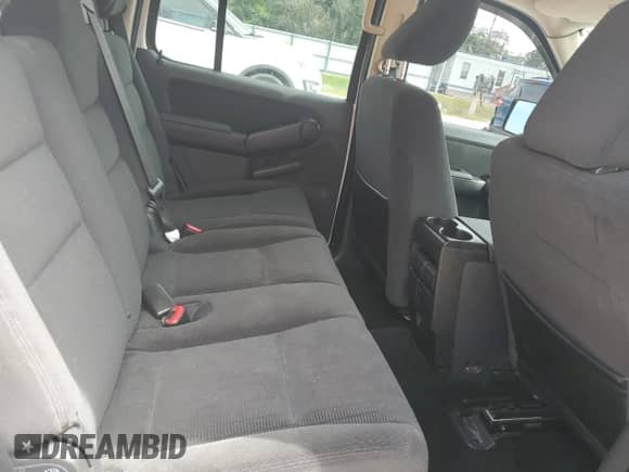 2010 Ford Explorer XLT z VIN 1FMEU6DE4AUA10863, wystawiony jako Copart lot #81406715 z przebiegiem 104 068 mil mil oraz Szkoda całkowita • Salvage title. Historia ofert i sprzedaży dostępna na DreamBid. Obrazek 11.