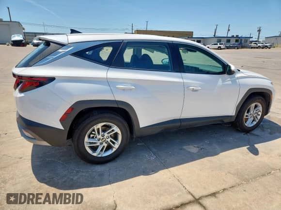 2025 Hyundai Tucson with VIN 3KMJA3DE9SE011191, listed as a Copart auction lot 58793335 with 15,795 mi miles and Salvage title. Bid and sale history available at DreamBid. Image 3.