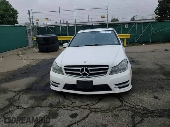 2014 Mercedes-Benz C 300 Sport with VIN WDDGF8AB1ER315264, listed as a Copart auction lot 70376345 with 129,284 mi miles and Salvage title. Bid and sale history available at DreamBid. Image 13.