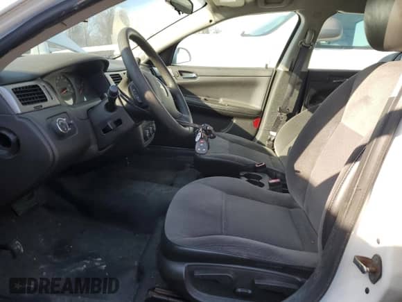 2014 Chevrolet Impala Police Police с VIN 2G1WD5E31E1109604, выставлен на аукционе Copart как лот 82290674 с пробегом 59 883 миль миль и Чистый • Clean title. История ставок и продаж доступна на DreamBid. Изображение 7.