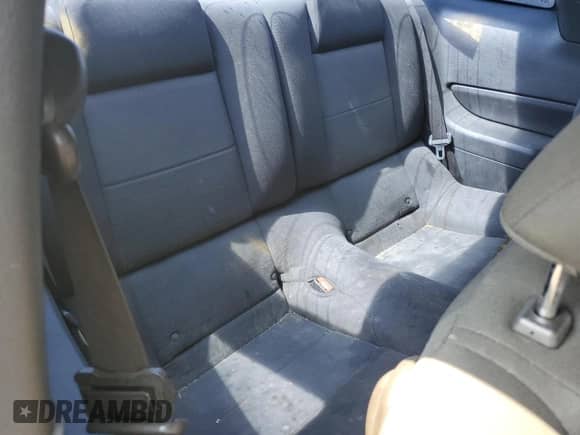 2005 Ford Mustang Deluxe с VIN 1ZVFT80NX55166240, выставлен на аукционе Copart как лот 69587225 с пробегом 149 976 миль миль и Списание • Salvage title. История ставок и продаж доступна на DreamBid. Изображение 10.