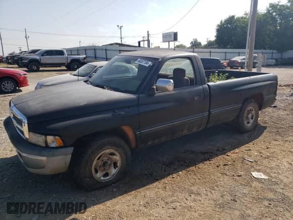 1996 Dodge 1500 with VIN 1B7HC16Y6TJ122177, listed as a Copart auction lot 46415985 with 319,875 mi miles and Clean title. Bid and sale history available at DreamBid. Image 1.