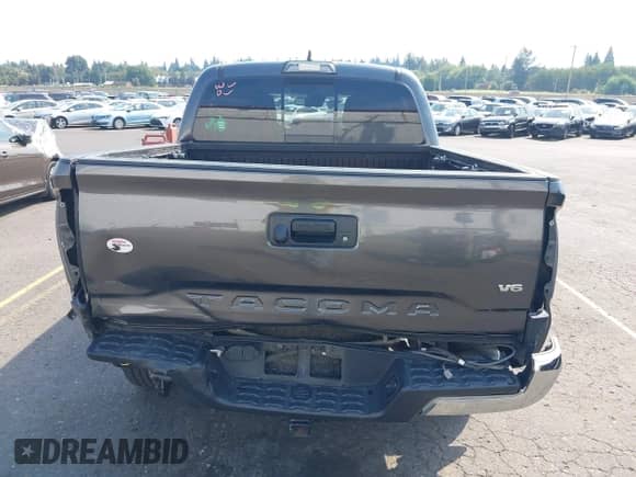 2019 Toyota Tacoma SR z VIN 3TMCZ5AN6KM229020, wystawiony jako IAAI lot #43090158 z przebiegiem 117 151 mil mil oraz . Historia ofert i sprzedaży dostępna na DreamBid. Obrazek 17.