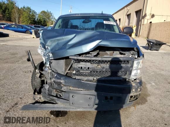 2008 Chevrolet Silverado 1500 Work Truck with VIN 1GCEC19XX8Z229859, listed as a Copart auction lot 47843715 with Not provided miles and Salvage title. Bid and sale history available at DreamBid. Image 5.
