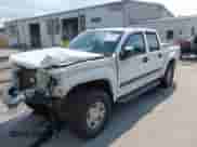 2008 Chevrolet Colorado 1LT z VIN 1GCDT13E788121174, wystawiony jako IAAI lot #37409760 z przebiegiem 83 953 mil mil oraz . Historia ofert i sprzedaży dostępna na DreamBid. Obrazek 17.