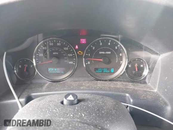 2006 Jeep Commander with VIN 1J8HH48NX6C189274, listed as a IAAI auction lot 42883254 with 168,690 mi miles and . Bid and sale history available at DreamBid. Image 7.