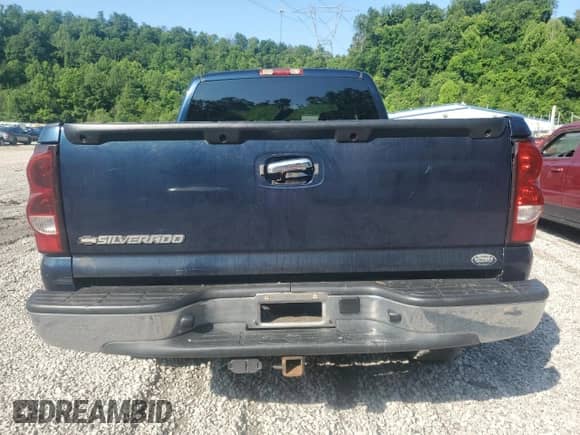 2006 Chevrolet Silverado 1500 LT1 with VIN 2GCEK19V761186704, listed as a Copart auction lot 61661155 with 168,733 mi miles and Salvage title. Bid and sale history available at DreamBid. Image 6.
