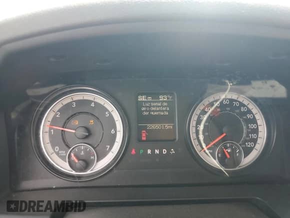 2016 Ram 1500 SLT z VIN 1C6RR6GTXGS240677, wystawiony jako Copart lot #71124265 z przebiegiem 226 501 mil mil oraz Szkoda całkowita • Salvage title. Historia ofert i sprzedaży dostępna na DreamBid. Obrazek 9.