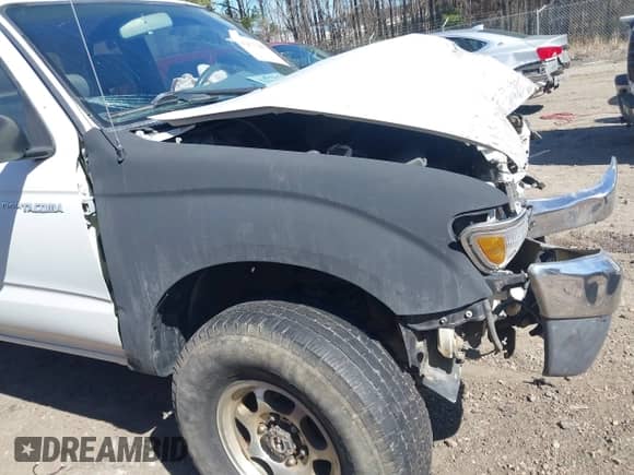 1997 Toyota Tacoma с VIN 4TAWN72N4VZ296572, выставлен на аукционе IAAI как лот 41672280 с пробегом 295 476 миль миль и . История ставок и продаж доступна на DreamBid. Изображение 13.