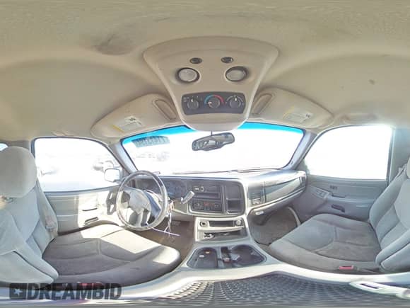 2004 Chevrolet Suburban LS with VIN 3GNEC16Z94G234266, listed as a Copart auction lot 71413194 with 275,371 mi miles and Salvage title. Bid and sale history available at DreamBid. Image 13.