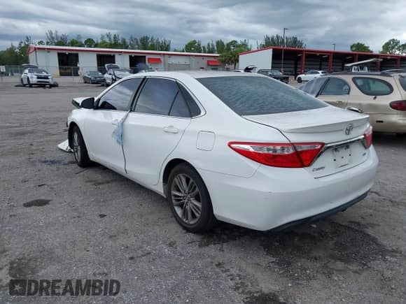 2015 Toyota Camry SE с VIN 4T1BF1FK4FU488856, выставлен на аукционе IAAI как лот 43117398 с пробегом Не указан миль и . История ставок и продаж доступна на DreamBid. Изображение 3.