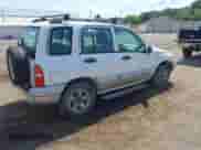 2001 Chevrolet Tracker LT with VIN 2CNBJ634216913516, listed as a IAAI auction lot 42641267 with 114,792 mi miles and . Bid and sale history available at DreamBid. Image 4.