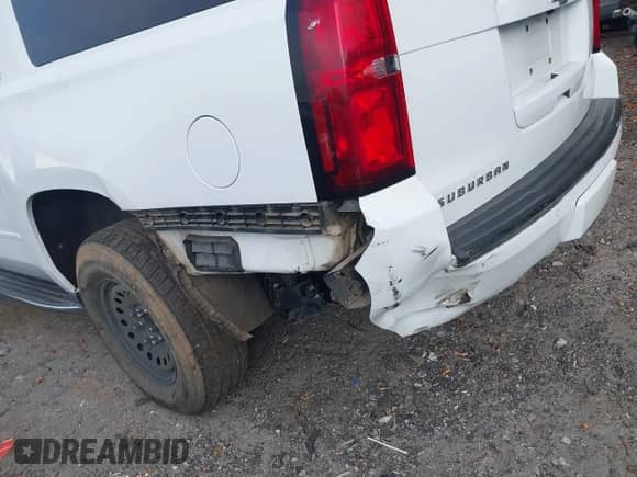 2016 Chevrolet Suburban LTZ с VIN 1GNSCJKC2GR111370, выставлен на аукционе IAAI как лот 40742857 с пробегом 199 753 миль миль и . История ставок и продаж доступна на DreamBid. Изображение 17.