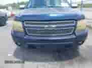 2007 Chevrolet Tahoe LT с VIN 1GNFC13017R312330, выставлен на аукционе IAAI как лот 42770485 с пробегом 321 962 миль миль и . История ставок и продаж доступна на DreamBid. Изображение 6.