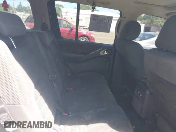 2007 Nissan Pathfinder SE with VIN 5N1AR18W47C620461, listed as a IAAI auction lot 42744733 with 269,568 mi miles and . Bid and sale history available at DreamBid. Image 8.