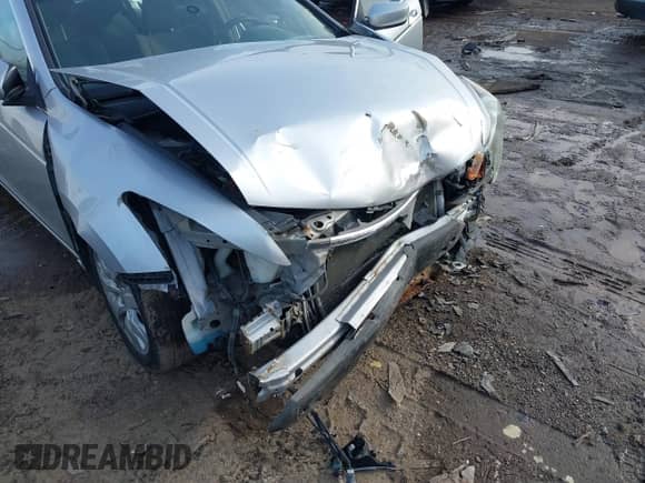 2008 Honda Accord EX with VIN 1HGCP26778A160098, listed as a IAAI auction lot 41093440 with 187,480 mi miles and . Bid and sale history available at DreamBid. Image 6.