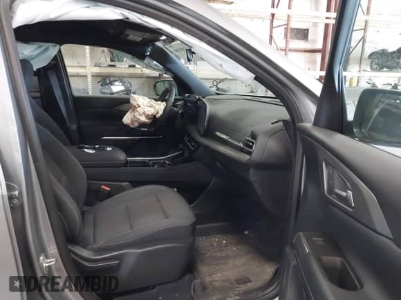 2024 Chevrolet Traverse AWD LS with VIN 1GNEVEKS5RJ178441, listed as a IAAI auction lot 41891160 with 8,425 mi miles and . Bid and sale history available at DreamBid. Image 5.