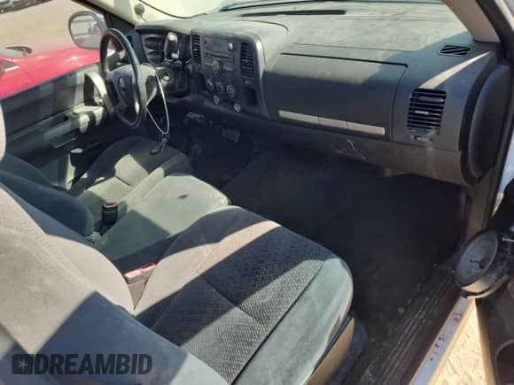2007 GMC Sierra 1500 SLE1 with VIN 1GTEC14CX7Z641377, listed as a Copart auction lot 81898515 with Not provided miles and Salvage title. Bid and sale history available at DreamBid. Image 8.