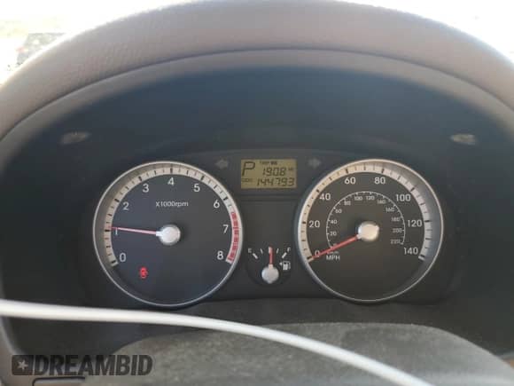 2009 Hyundai Accent Auto GLS z VIN KMHCN46CX9U333847, wystawiony jako Copart lot #69383775 z przebiegiem 144 793 mil mil oraz Szkoda całkowita • Salvage title. Historia ofert i sprzedaży dostępna na DreamBid. Obrazek 9.