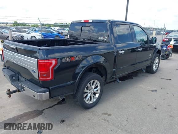 2015 Ford F-150 XLT z VIN 1FTEW1EG8FFB62075, wystawiony jako IAAI lot #42535476 z przebiegiem 153 301 mil mil oraz . Historia ofert i sprzedaży dostępna na DreamBid. Obrazek 4.