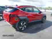 2024 Hyundai Kona Limited z VIN KM8HE3A34RU083383, wystawiony jako IAAI lot #43377734 z przebiegiem 4 151 mil mil oraz . Historia ofert i sprzedaży dostępna na DreamBid. Obrazek 4.
