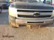 2011 Chevrolet Silverado 1500 LT z VIN 1GCRCSEAXBZ125243, wystawiony jako IAAI lot #43134333 z przebiegiem 261 653 mil mil oraz . Historia ofert i sprzedaży dostępna na DreamBid. Obrazek 6.