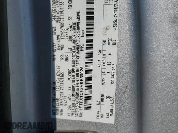 2017 Ford F-150 XL z VIN 1FTFX1CF3HKE39026, wystawiony jako Copart lot #81440895 z przebiegiem 165 121 mil mil oraz Szkoda całkowita • Salvage title. Historia ofert i sprzedaży dostępna na DreamBid. Obrazek 13.