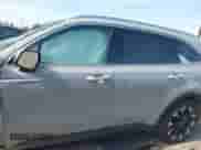 2025 Kia Sorento EX с VIN 5XYRH4JF3SG324230, выставлен на аукционе IAAI как лот 42262227 с пробегом 5 489 миль миль и . История ставок и продаж доступна на DreamBid. Изображение 15.