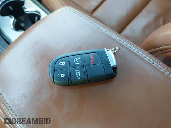 2016 Jeep Grand Cherokee SRT with VIN 1C4RJFDJ7GC359753, listed as a IAAI auction lot 42998753 with 88,855 mi miles and . Bid and sale history available at DreamBid. Image 11.