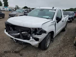 2024 Chevrolet Silverado 1500 Work Truck z VIN 3GCNAAEK4RG129838, wystawiony jako Copart lot #62876675 z przebiegiem 22 290 mil mil oraz Nie do naprawy • Non repairable. Historia ofert i sprzedaży dostępna na DreamBid. Obrazek 1.