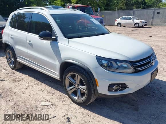 2017 Volkswagen Tiguan Sport с VIN WVGUV7AX2HW509048, выставлен на аукционе IAAI как лот 42781032 с пробегом 91 546 миль миль и . История ставок и продаж доступна на DreamBid. Изображение 1.